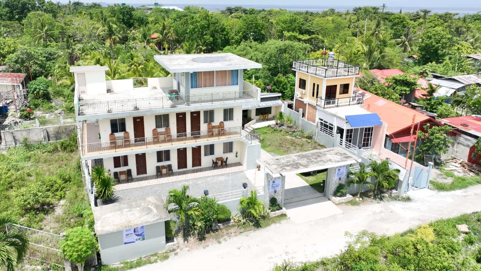 Balud White Beach Resort - Moalboal